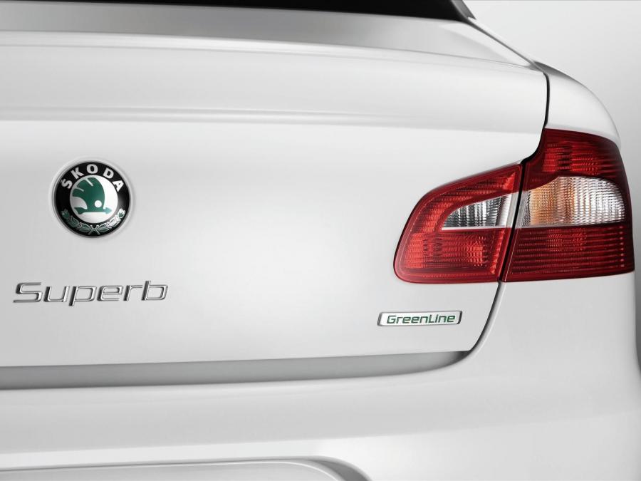  Skoda Superb GreenLine 2008 года  (фото 21 из 30)